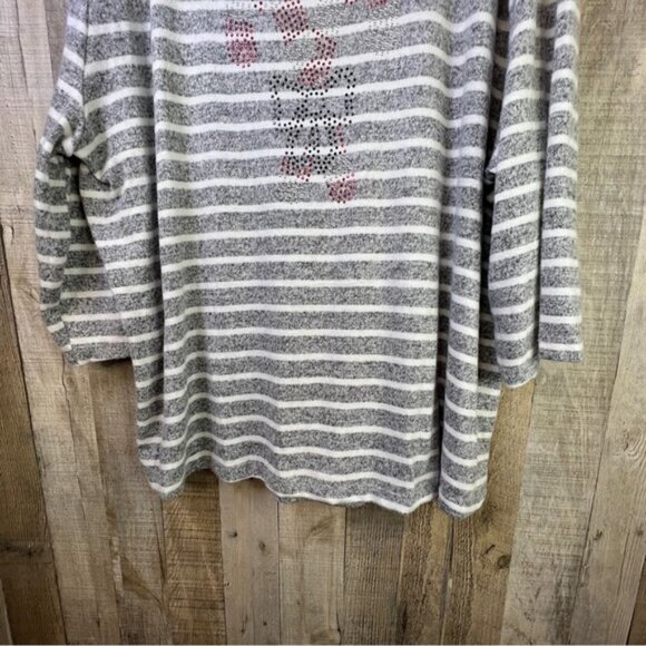 Wishing You A Very Magical Season 3X Christmas Gray & White Striped Sweater - Picture 6 of 11